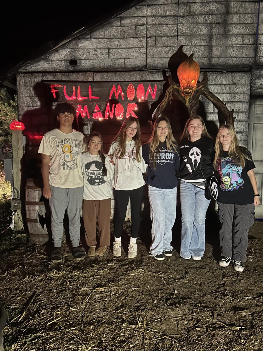 Milford High School students at Bonadeo Farms: (left to right) Jayden Hutson, Camy Lichtlee, Lydia Pietraszkiewicz, Ally Juhassz, Lily Fiedler, and Addison Scigliano 